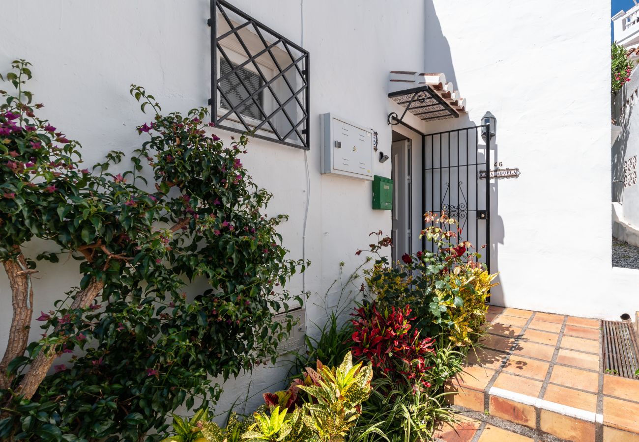 Apartamento en Nerja - Tetuan 46 - Oasis Properties