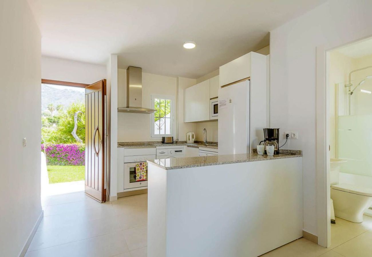 Apartamento en Nerja - Tetuan 17 - Oasis Properties