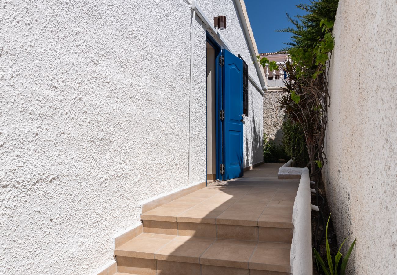 Villa en Nerja - Villa Los Pomelos - Oasis Properties