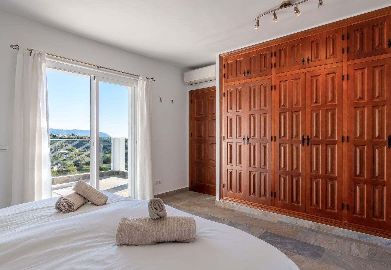 Villa en Nerja - Casa Vista - Oasis Properties