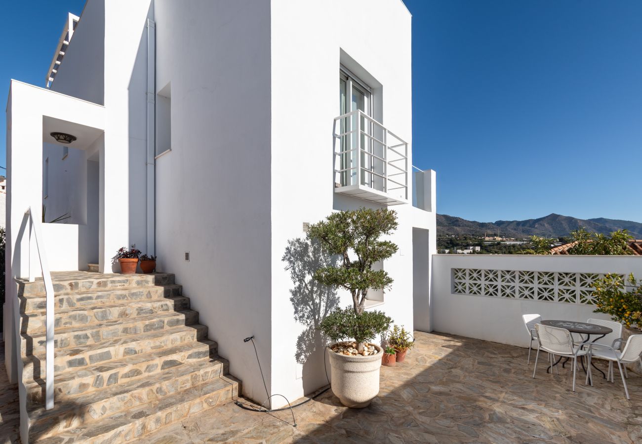 Villa en Nerja - Casa Vista - Oasis Properties