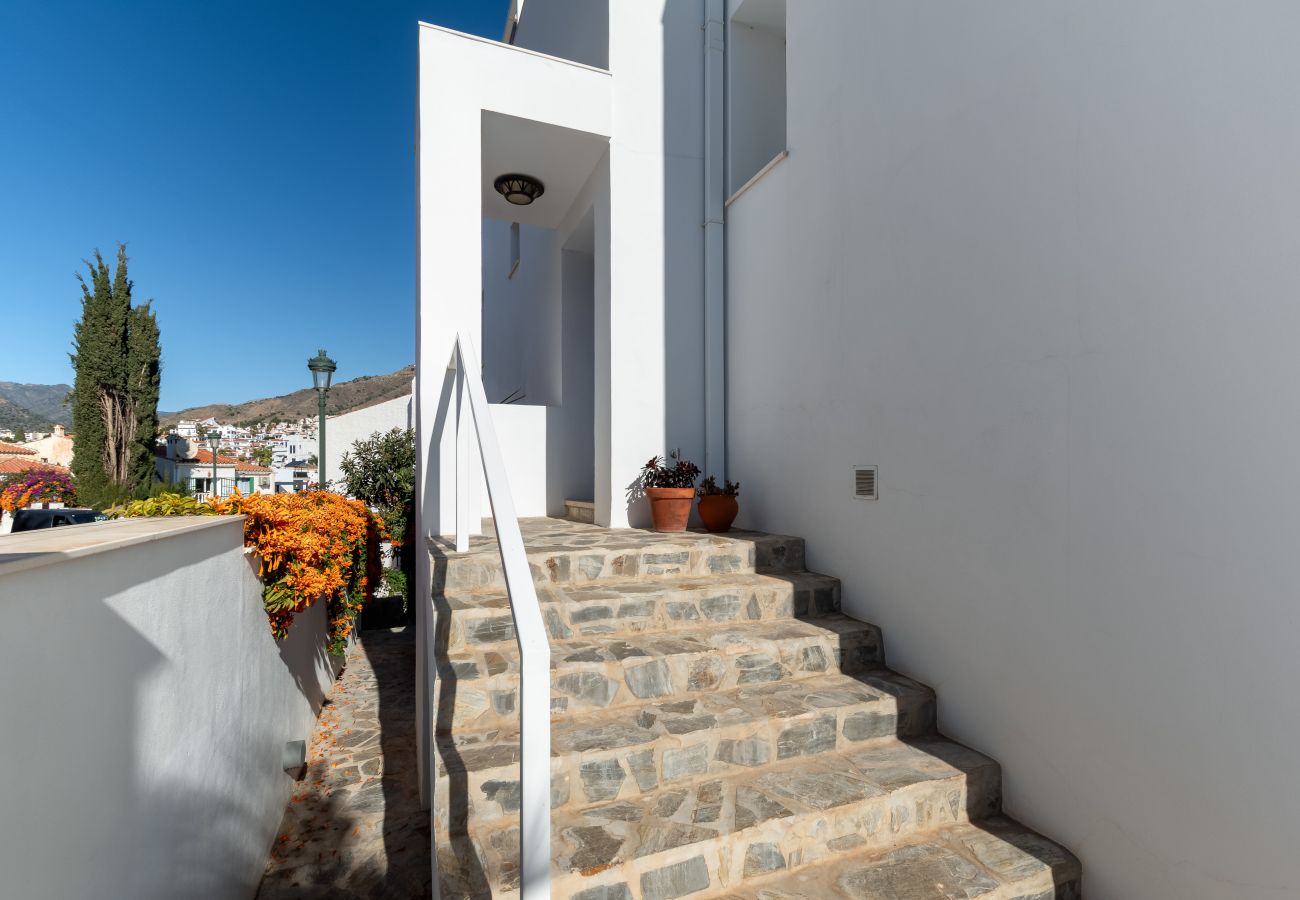 Villa en Nerja - Casa Vista - Oasis Properties