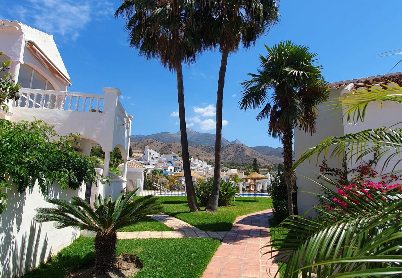 Apartment in Nerja - Las Palmas 15C - Oasis Properties