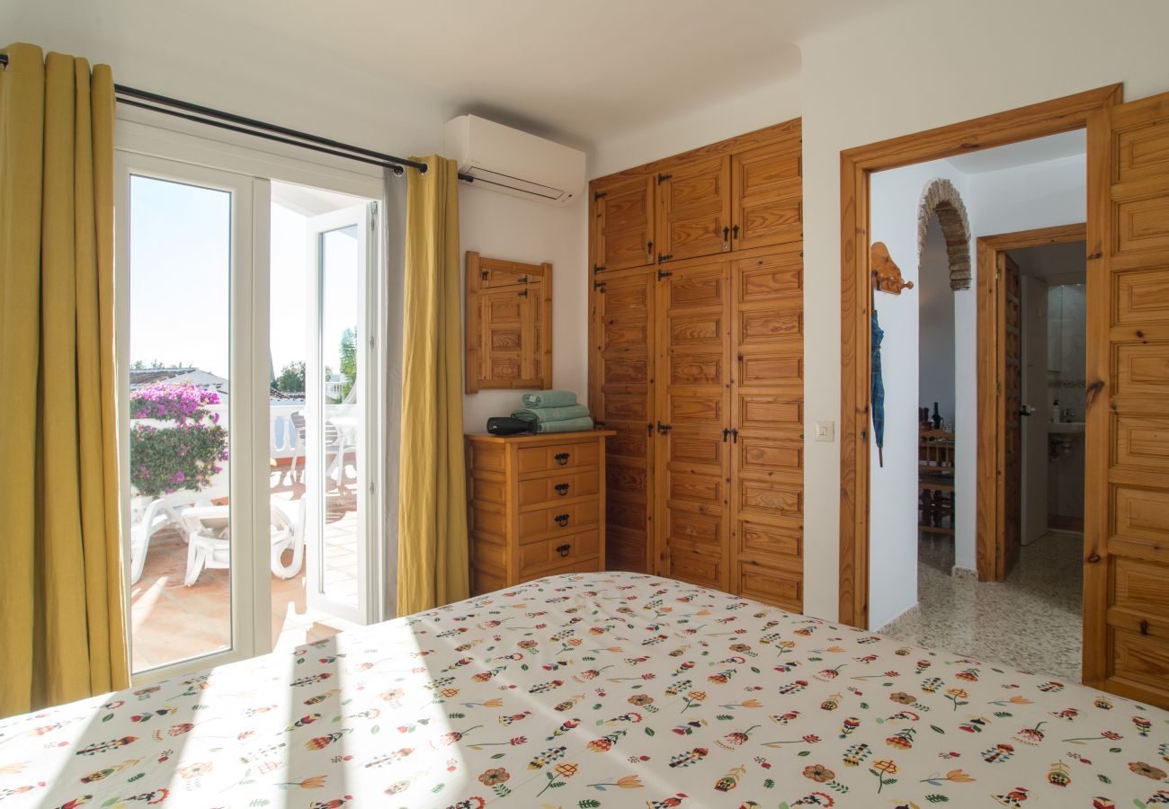 Apartment in Nerja - Tetuan 7 - Oasis Properties