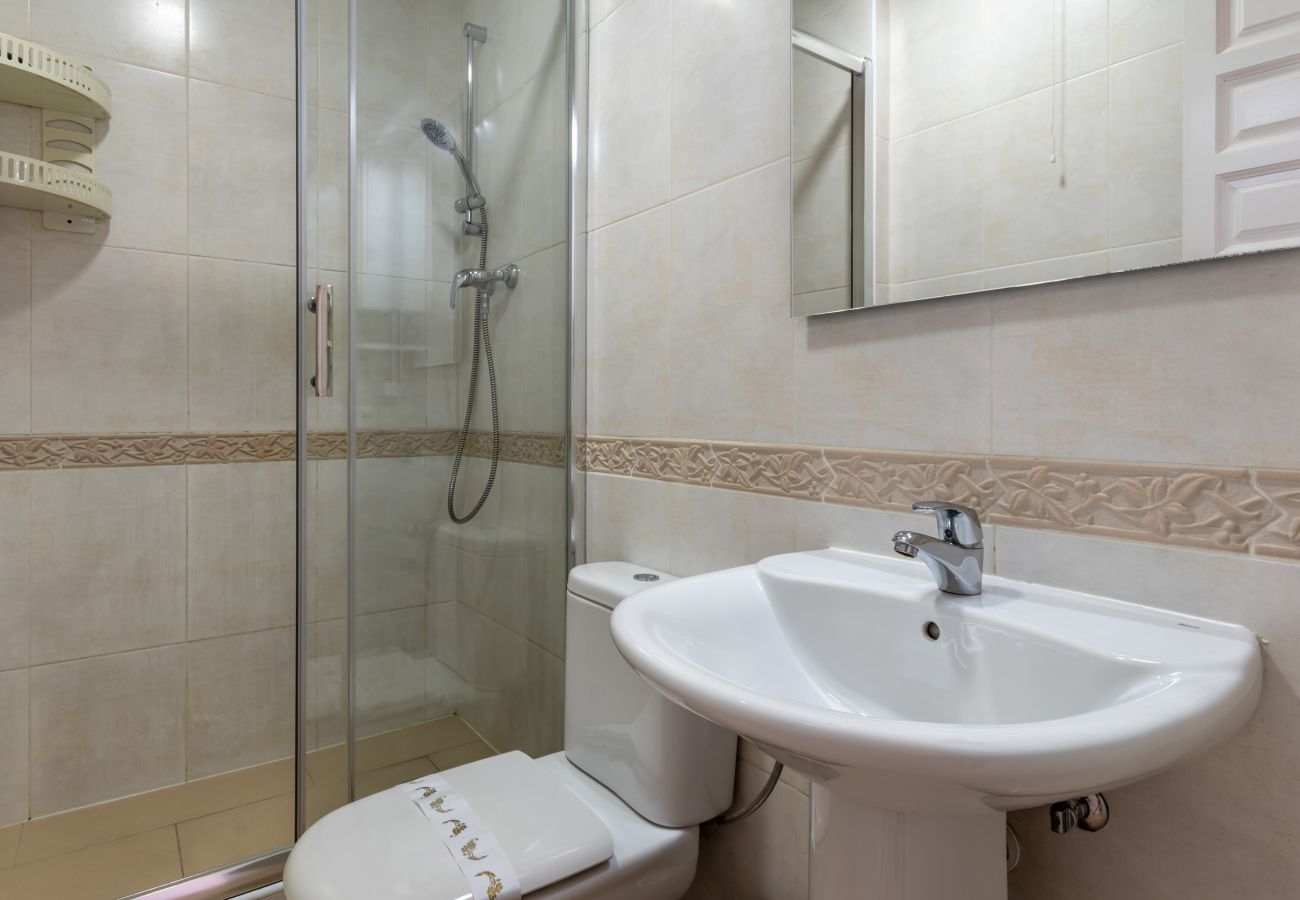 Apartment in Nerja - Tetuan 46 - Oasis Properties