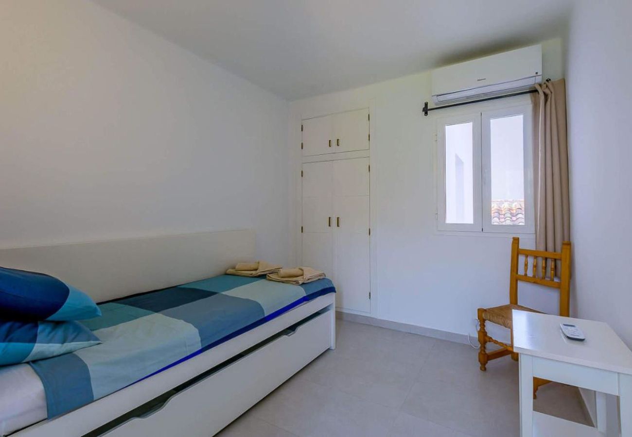 Apartment in Nerja - Tetuan 17 - Oasis Properties