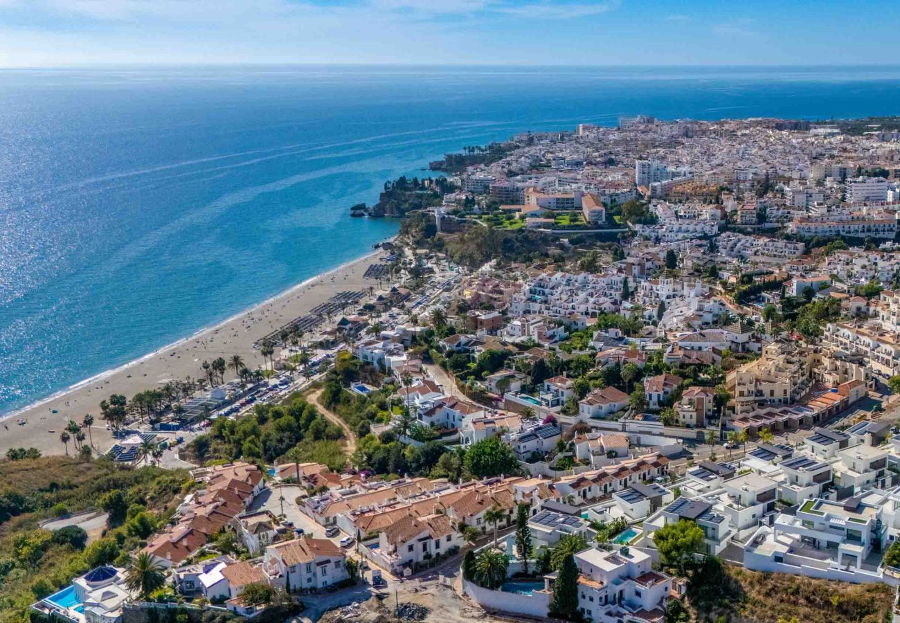 Apartment in Nerja - Las Palmas 8B - Oasis Properties