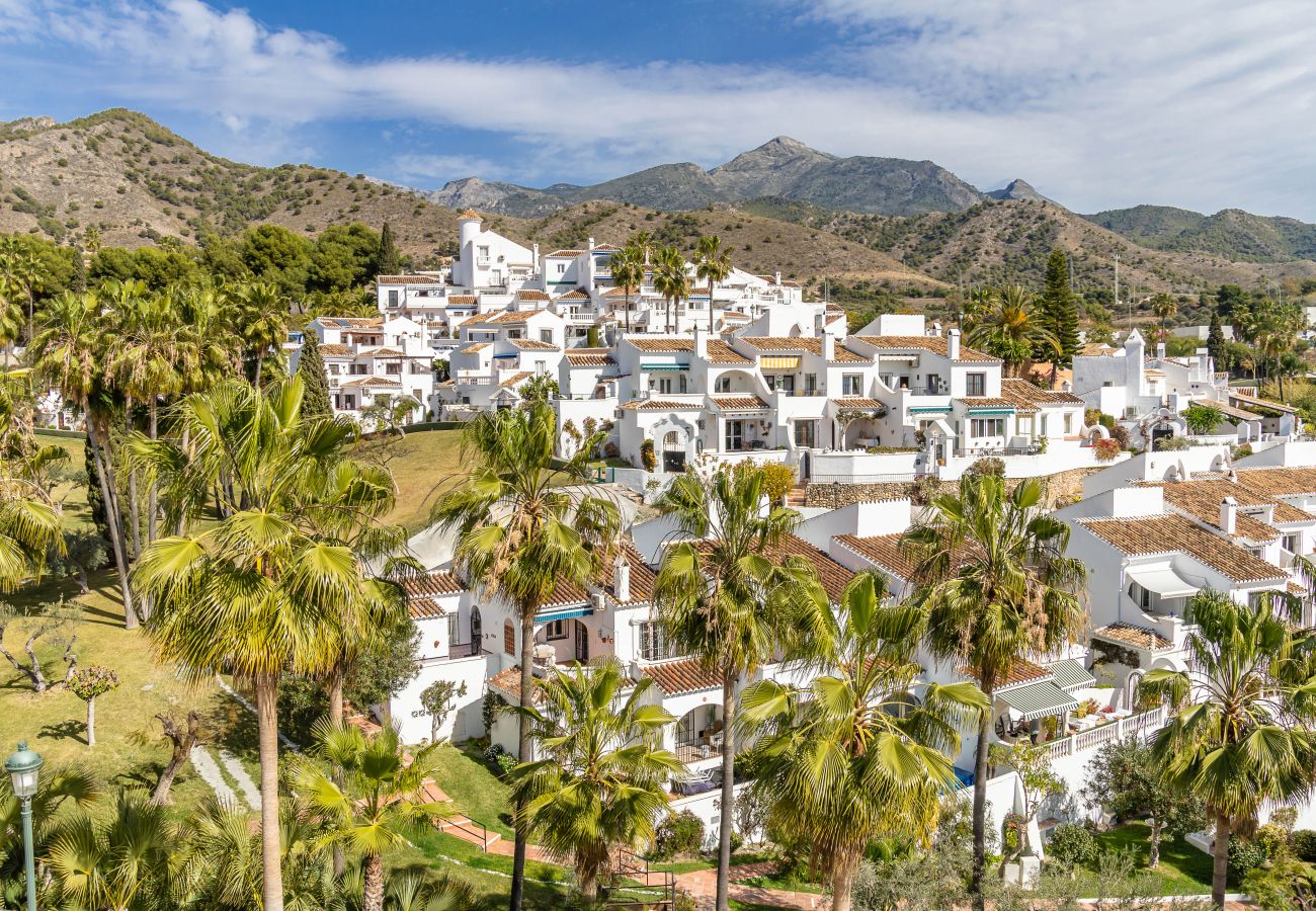 Apartment in Nerja - Tetuan 31 - Oasis Properties