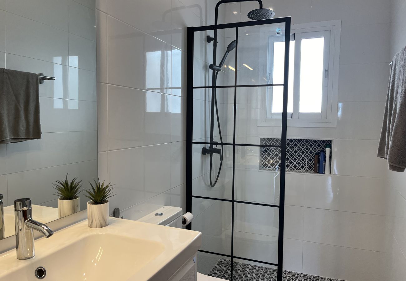 Apartment in Nerja - Las Palmas 4B - Oasis Properties