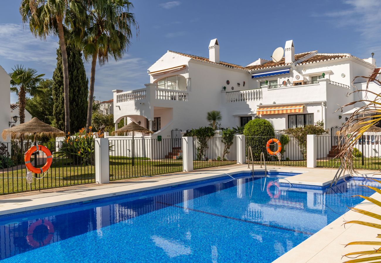 Apartment in Nerja - Las Palmas 4B - Oasis Properties