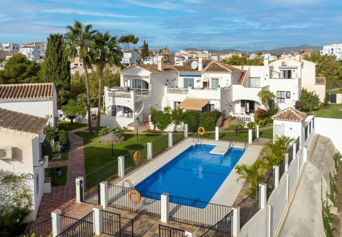 Apartment in Nerja - Las Palmas 17B - Oasis Properties