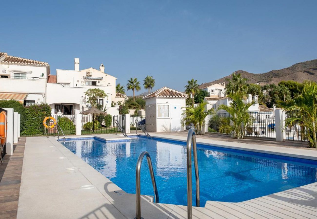 Apartment in Nerja - Las Palmas 17B - Oasis Properties