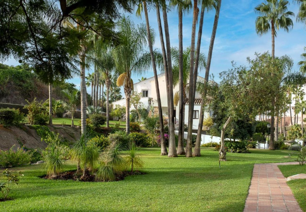 Apartment in Nerja - Las Palmas 17B - Oasis Properties