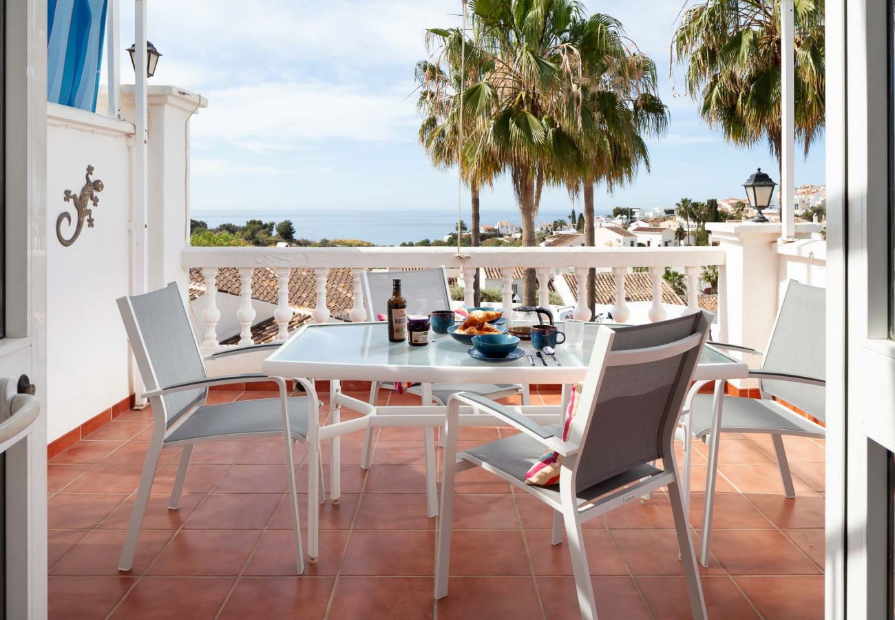Apartment in Nerja - Tetuan 11 - Oasis Properties