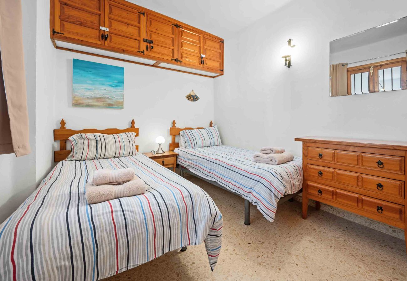 Apartment in Nerja - Tetuan 11 - Oasis Properties
