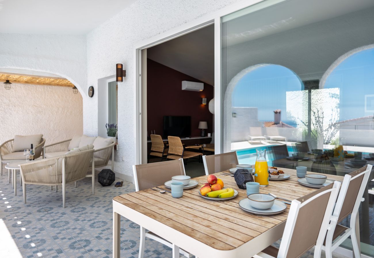 Villa in Nerja - Villa Los Pomelos - Oasis Properties