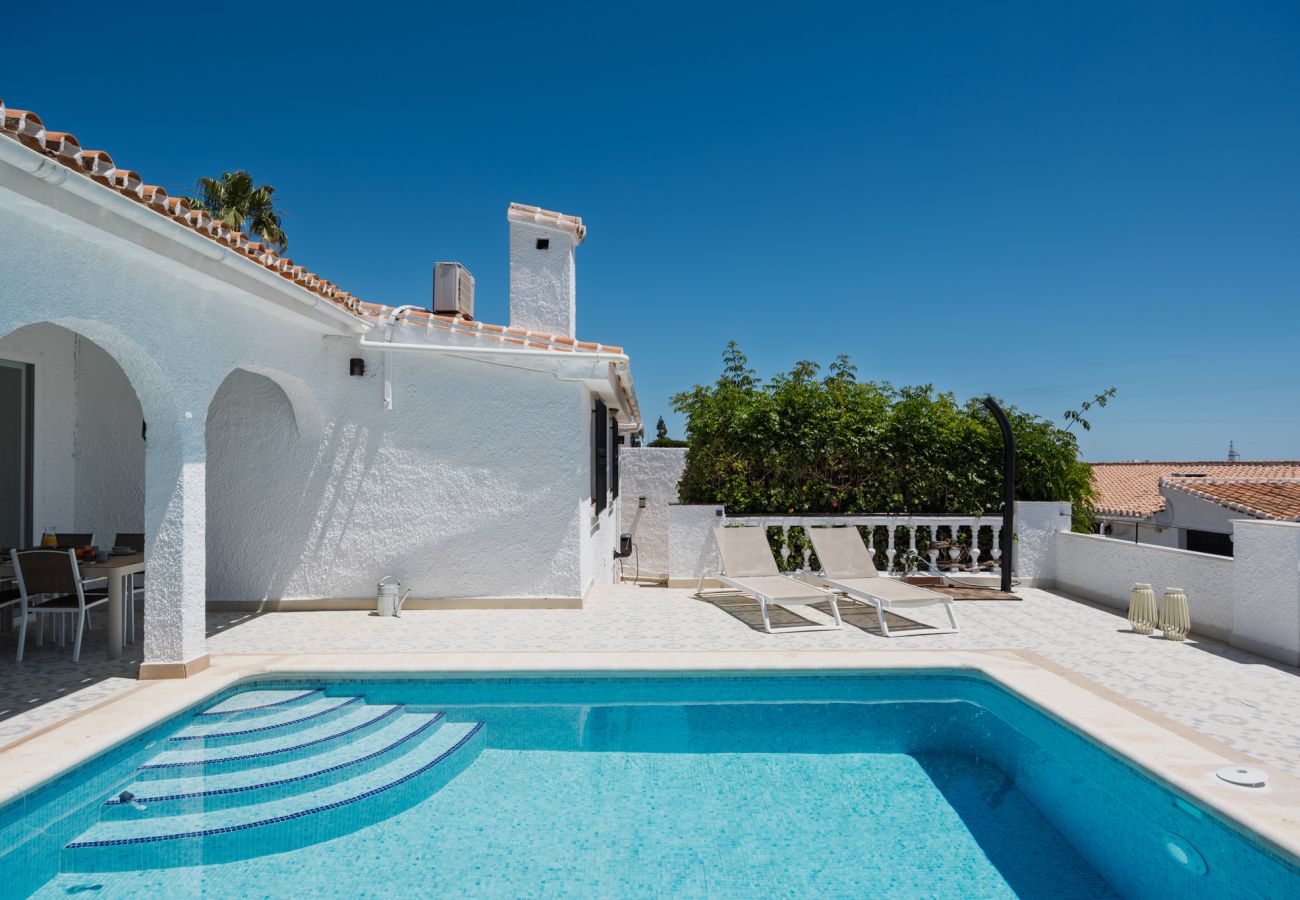 Villa in Nerja - Villa Los Pomelos - Oasis Properties