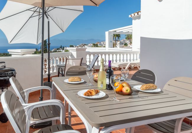Apartment in Nerja - Tetuan 15 - Oasis Properties