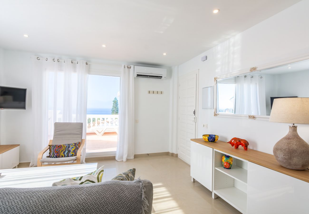Apartment in Nerja - Tetuan 15 - Oasis Properties
