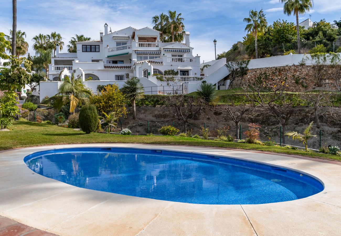 Apartment in Nerja - Las Palmas 20c - Oasis Properties