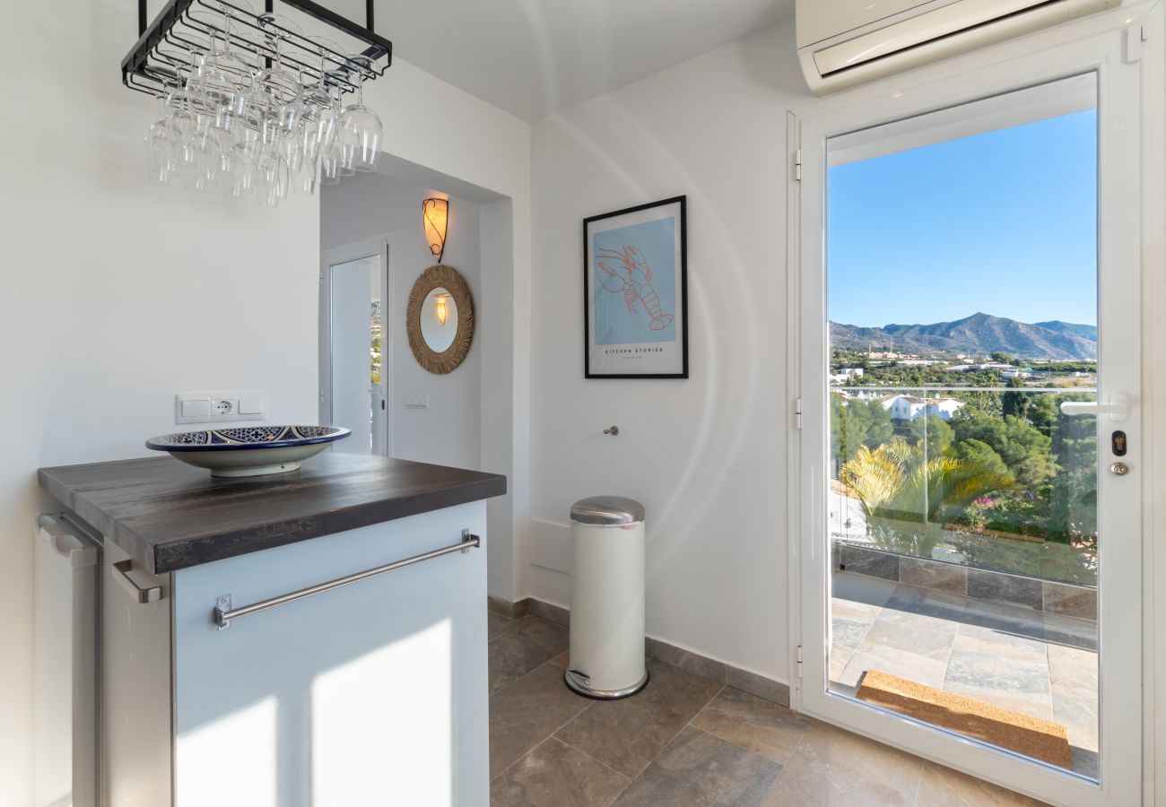 Villa in Nerja - Casa Vista - Oasis Properties