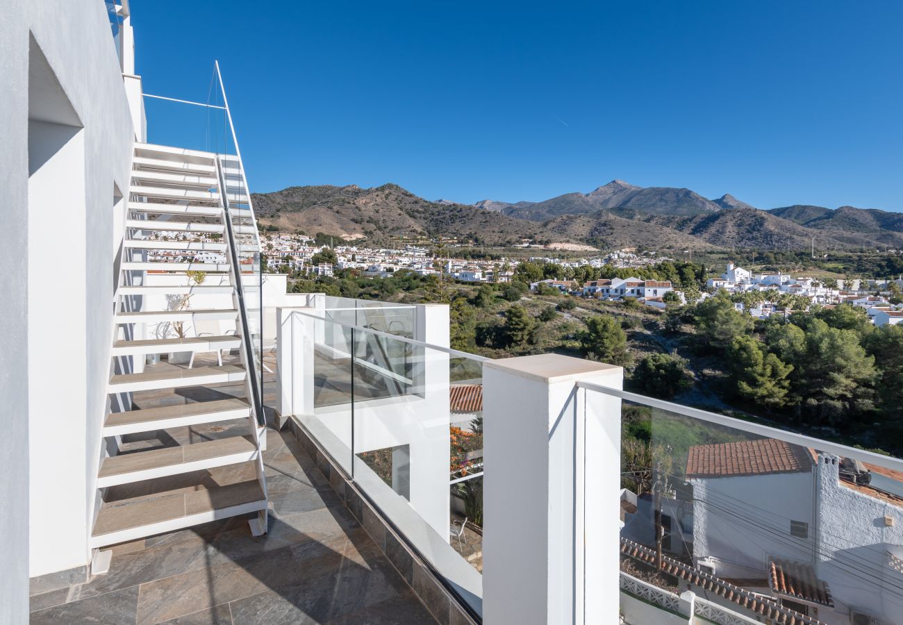 Villa in Nerja - Casa Vista - Oasis Properties