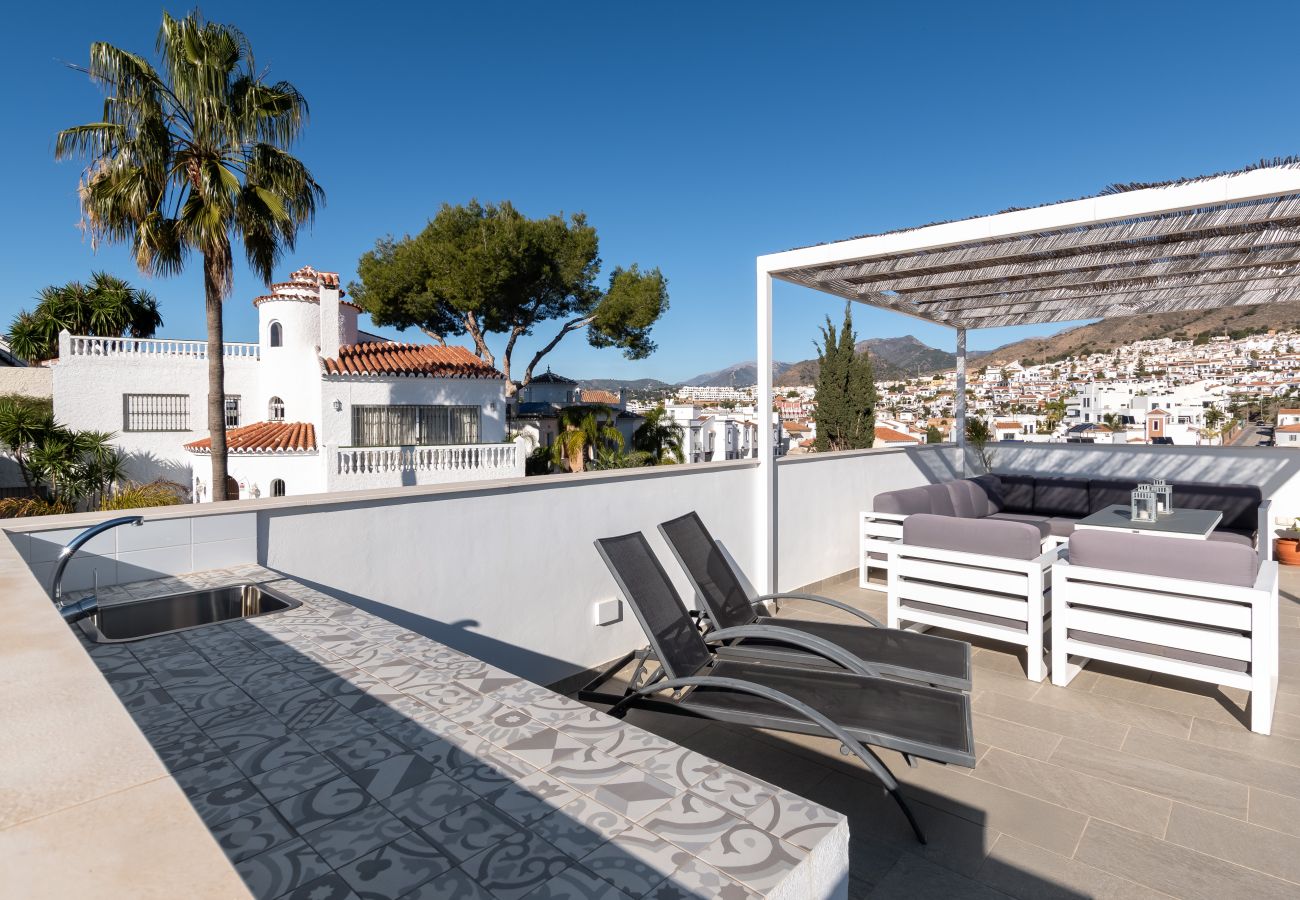Villa in Nerja - Casa Vista - Oasis Properties